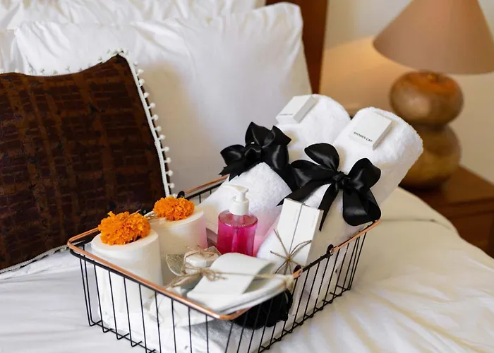 Phoenix 2 Bed & Breakfast